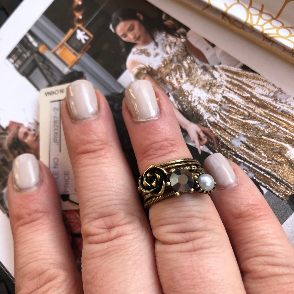 New✨ - Midi Ring Stack - Picture 8 of 10